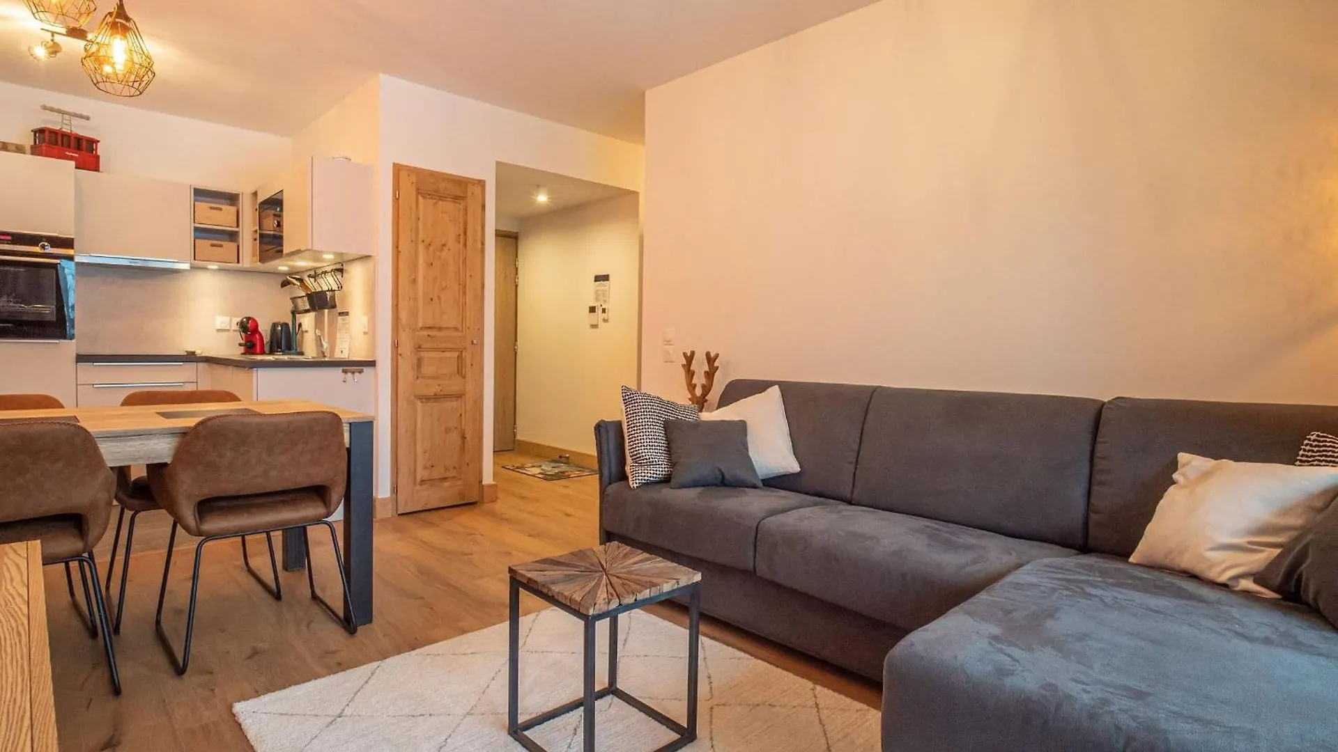 Appartamento Valmorel: Appt 6 Pers, 2 Ch, Parking, Wifi, Skis Aux Pieds - Fr-1-356-511